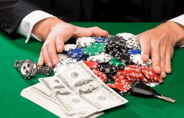 Tampilan platform pecitoto yang menampilkan berbagai kategori permainan sportsbook dan live dealer
